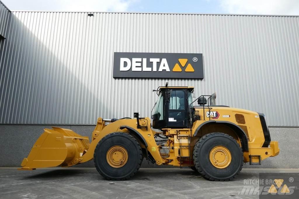 CAT 980M Iekrāvēji uz riteņiem