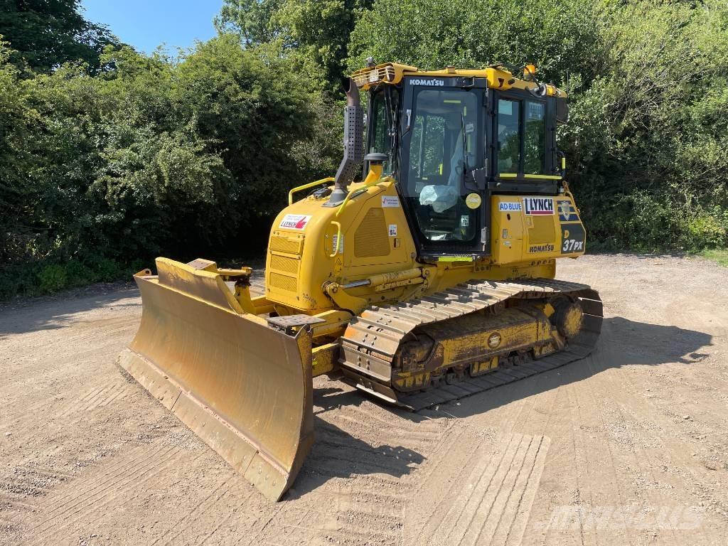 Komatsu D 37 PX-24 Kāpurķēžu buldozeri