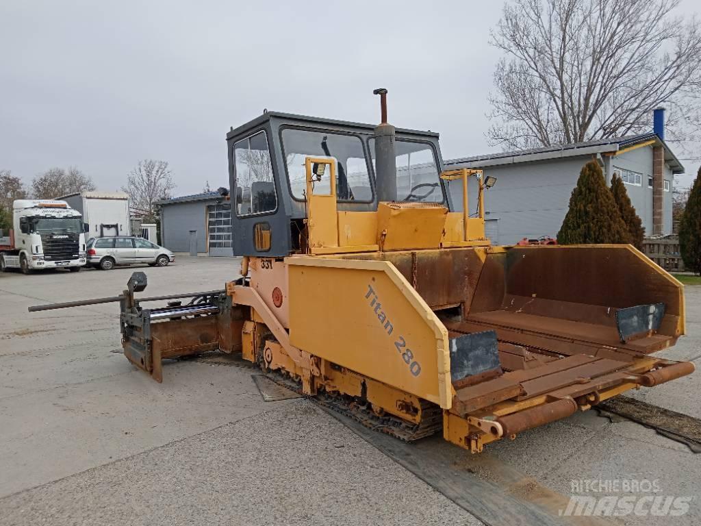 ABG Titan 280 Asfalta klājēji