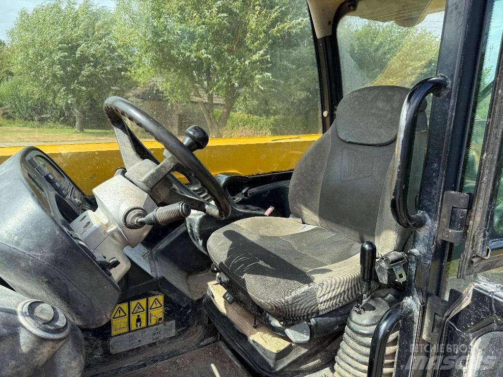 JCB 536-70 Agri Xtra Lauksaimniecības pacēlāji