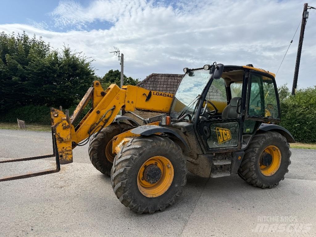 JCB 536-70 Agri Xtra Lauksaimniecības pacēlāji