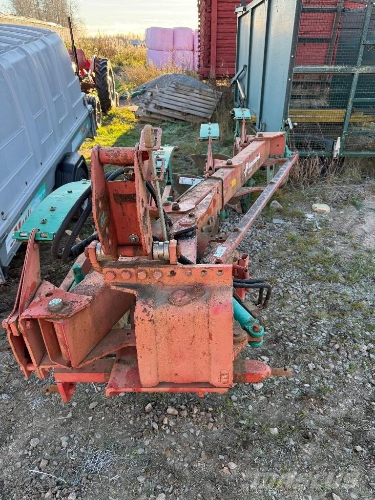 Kverneland AD-85 Parastie arkli