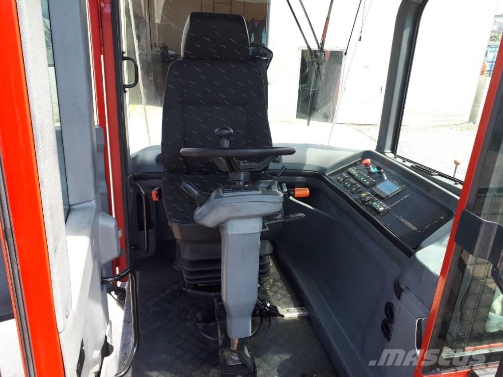 Kalmar TR618i Terminālie traktori