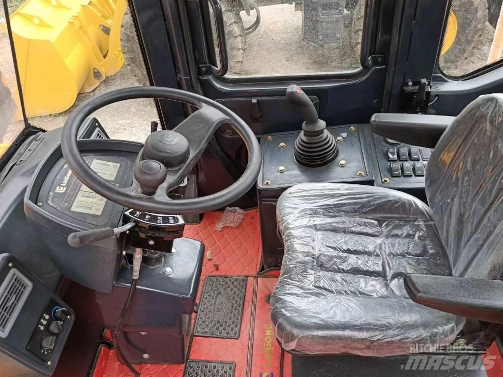 LiuGong 856H Iekrāvēji uz riteņiem