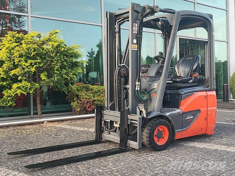 Linde E12-02 Elektriskie iekrāvēji