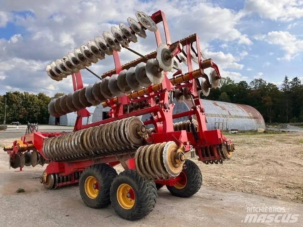 Väderstad Carrier820 Disku lobītāji/ecēšas