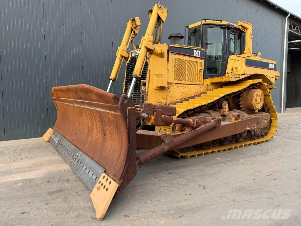 CAT D8R SERIES II Kāpurķēžu buldozeri