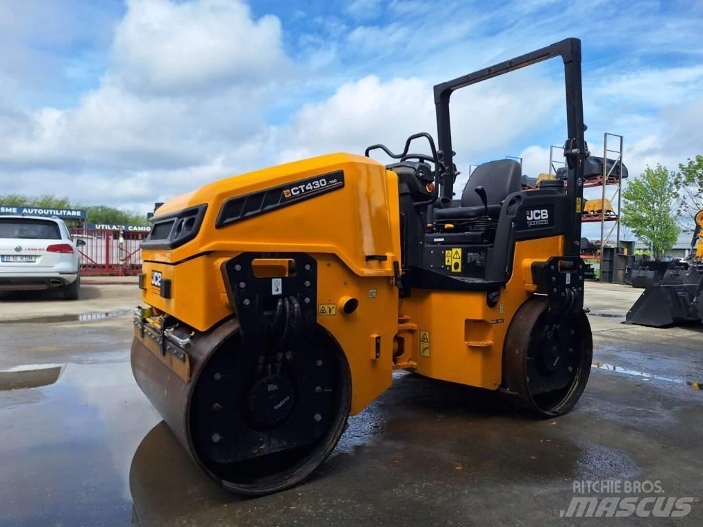 JCB CT430-140 Divvalču grunts veltņi