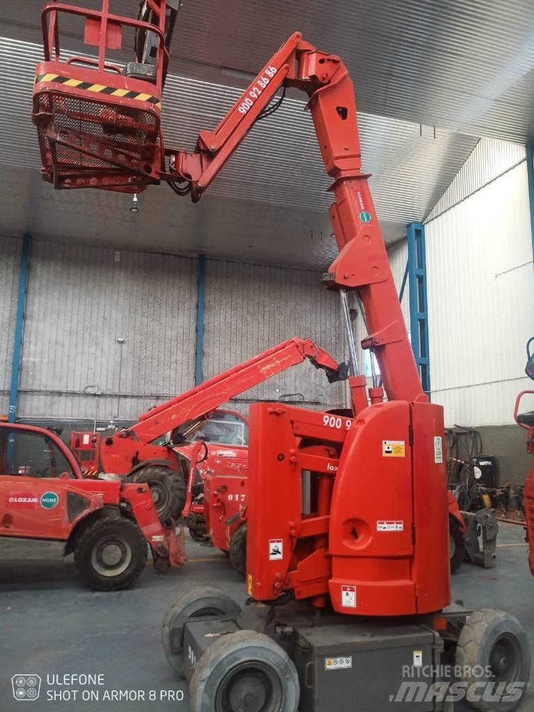 JLG E 300 AJP Strēles pacēlāji