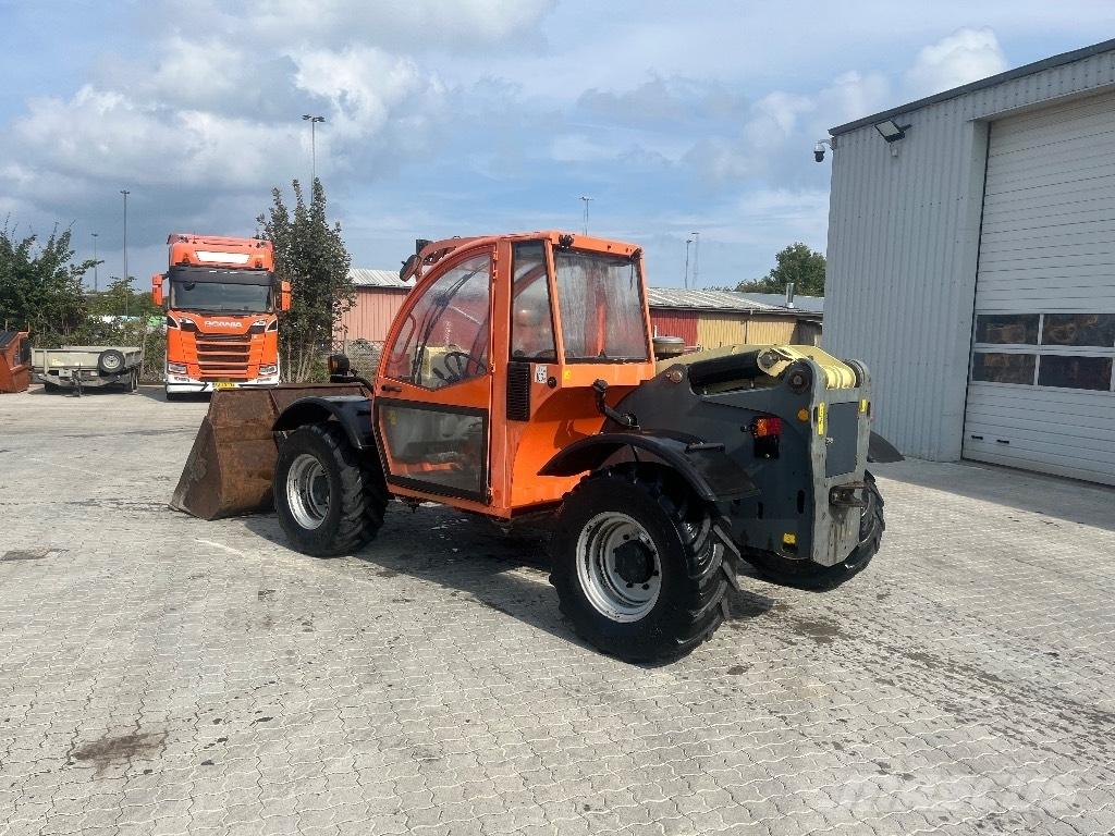 JLG 307 Lauksaimniecības pacēlāji