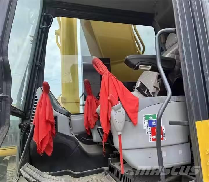 Komatsu PC400-8 Kāpurķēžu ekskavatori