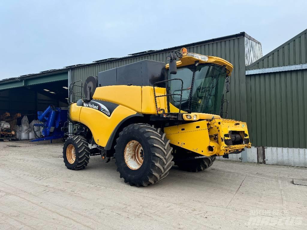 New Holland CR 960 Ražas novākšanas kombaini