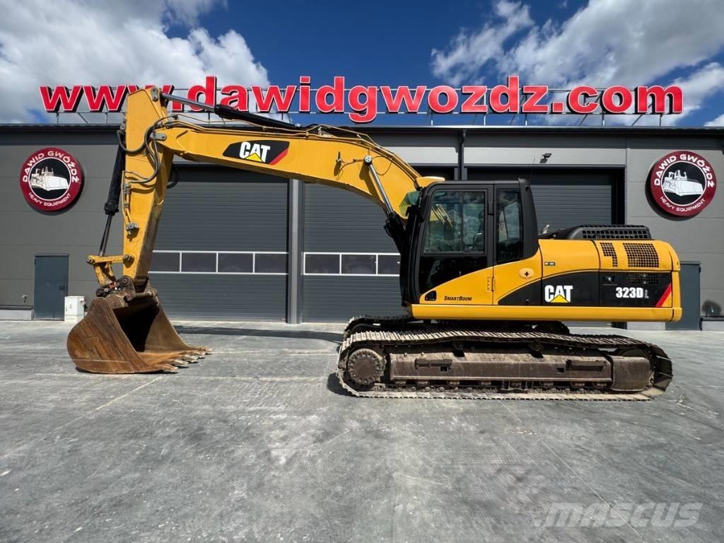 CAT 323 D Kāpurķēžu ekskavatori