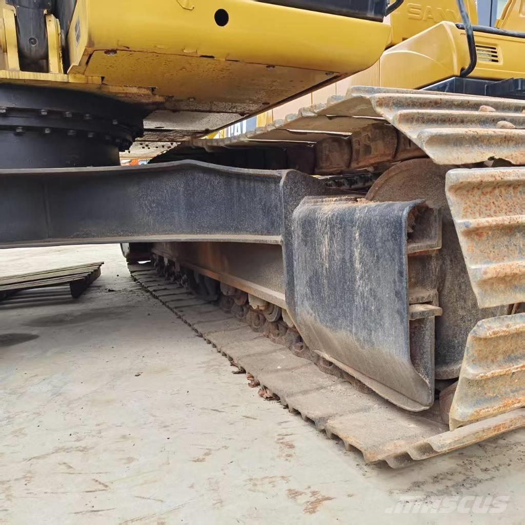 CAT 315D2 Vidēja lieluma ekskavatori 7 t - 12 t