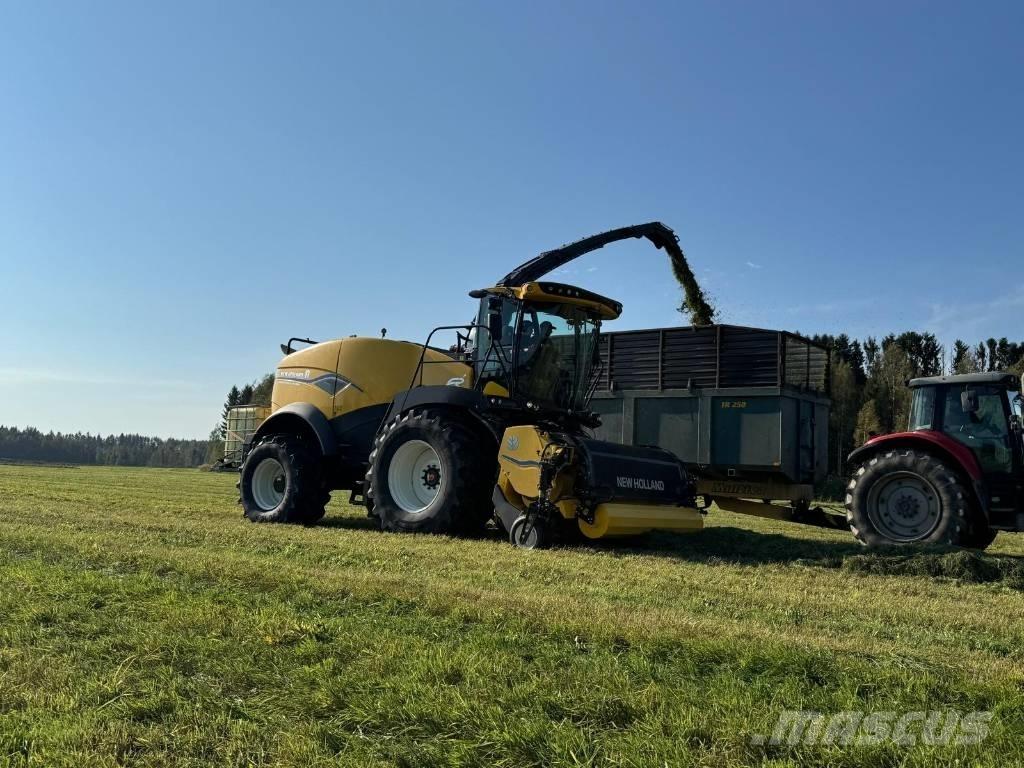 New Holland FR 550 Lopbarības novācēji