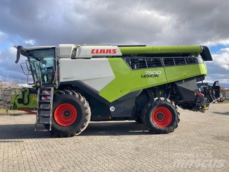 CLAAS LEXION 7500 Ražas novākšanas kombaini