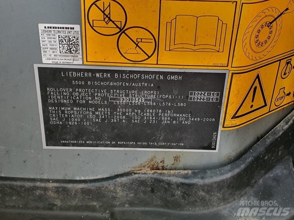 Liebherr L 550 CAB Kabīnes un interjers