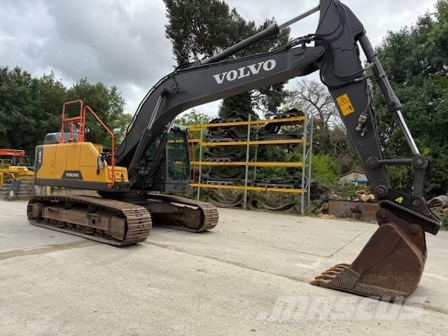 Volvo EC 220 Kāpurķēžu ekskavatori