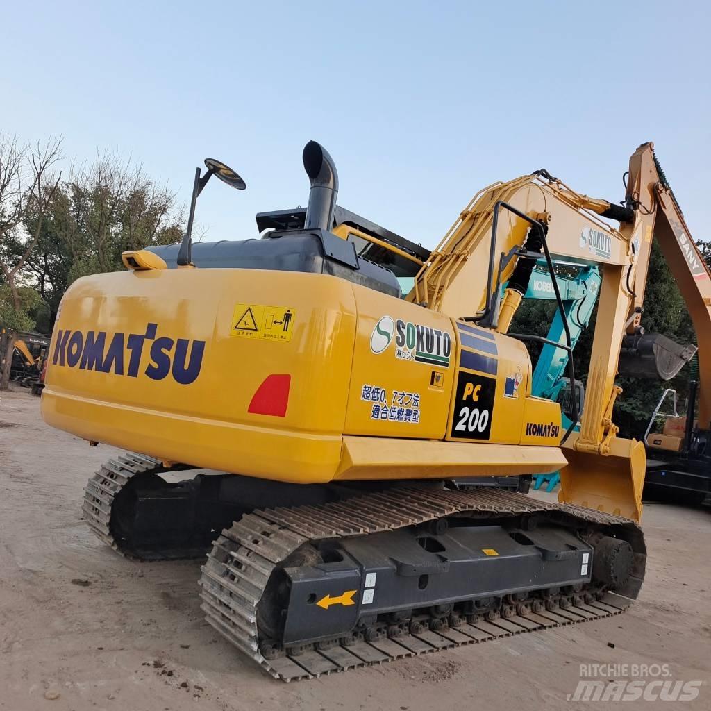 Komatsu PC 200-8 Kāpurķēžu ekskavatori