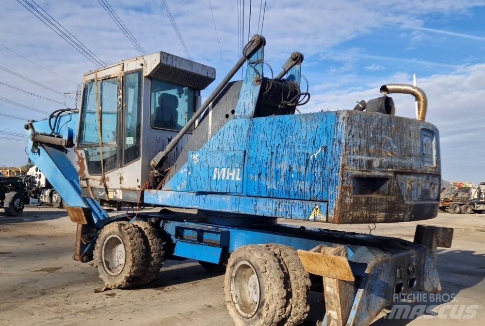 Fuchs 331 Industriālie iekrāvēji