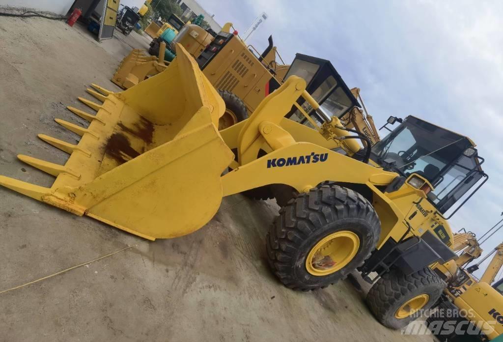 Komatsu WA 320-5 Iekrāvēji uz riteņiem