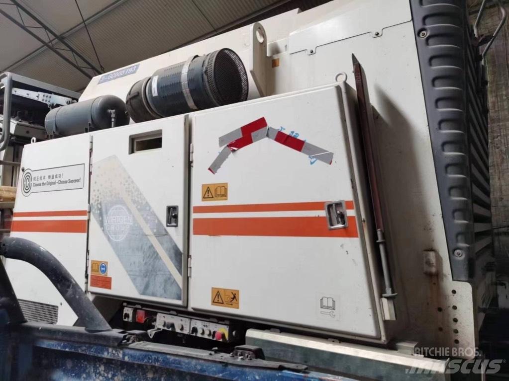 Wirtgen W2000 Asfalta dzesēšanas iekārtas