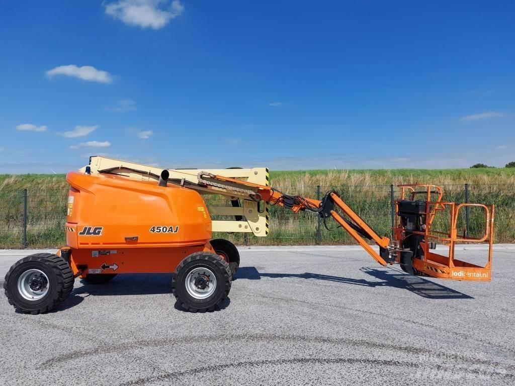 JLG 450 AJ Strēles pacēlāji