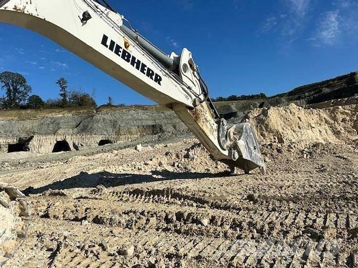 Liebherr R9100 Kāpurķēžu ekskavatori
