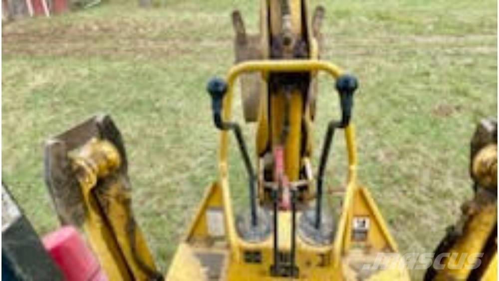 John Deere 110 Ekskavatori-iekrāvēji