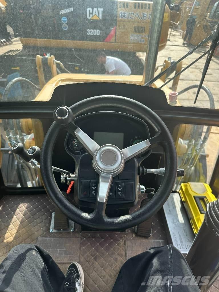 JCB 3 CX Ekskavatori-iekrāvēji