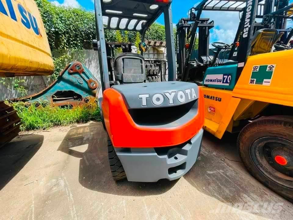 Toyota FB30-7 Elektriskie iekrāvēji