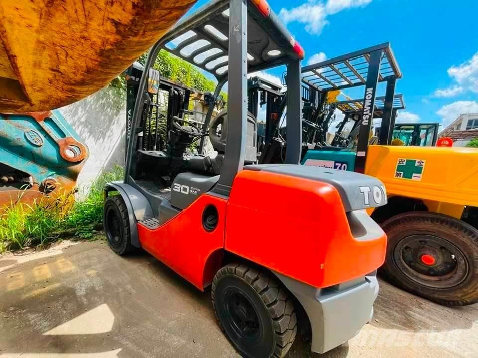 Toyota FB30-7 Elektriskie iekrāvēji