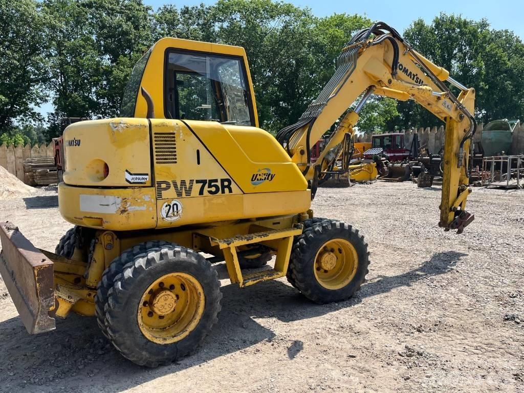 Komatsu PW 75 R Ekskavatori uz riteņiem