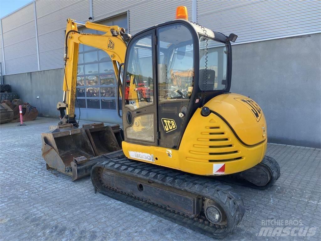 JCB 8060 Ekskavatori uz riteņiem
