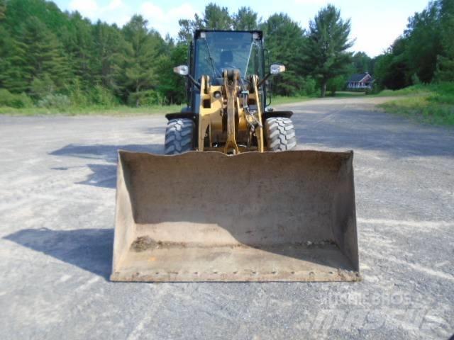 CAT 906 H 2 Iekrāvēji uz riteņiem