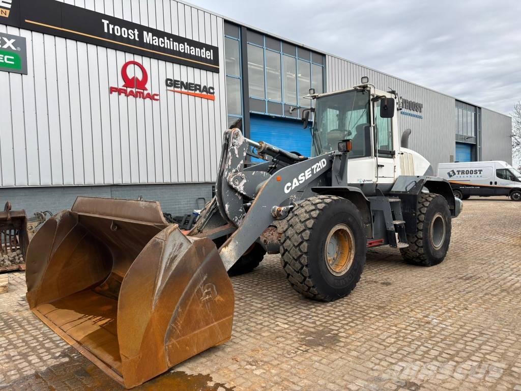 CASE 721 D Iekrāvēji uz riteņiem