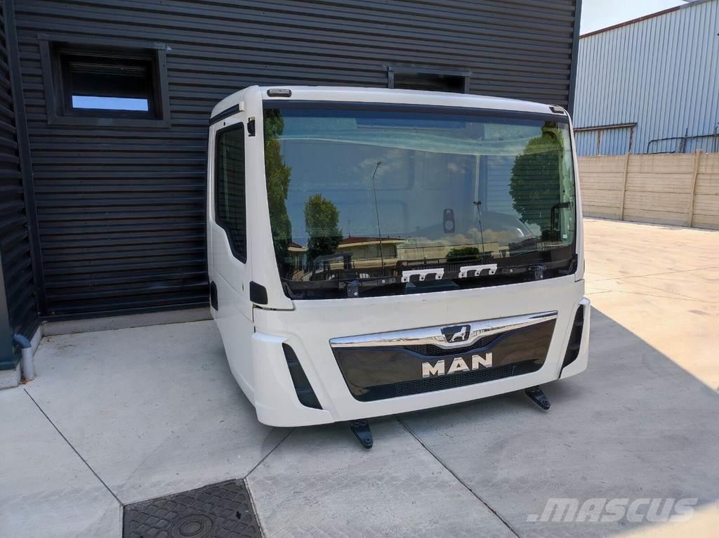 MAN DAY CAB Kabīnes un interjers