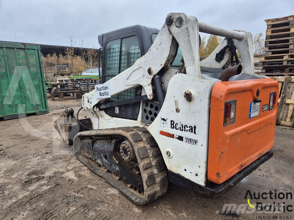 Bobcat T590 Kāpurķēžu iekrāvēji