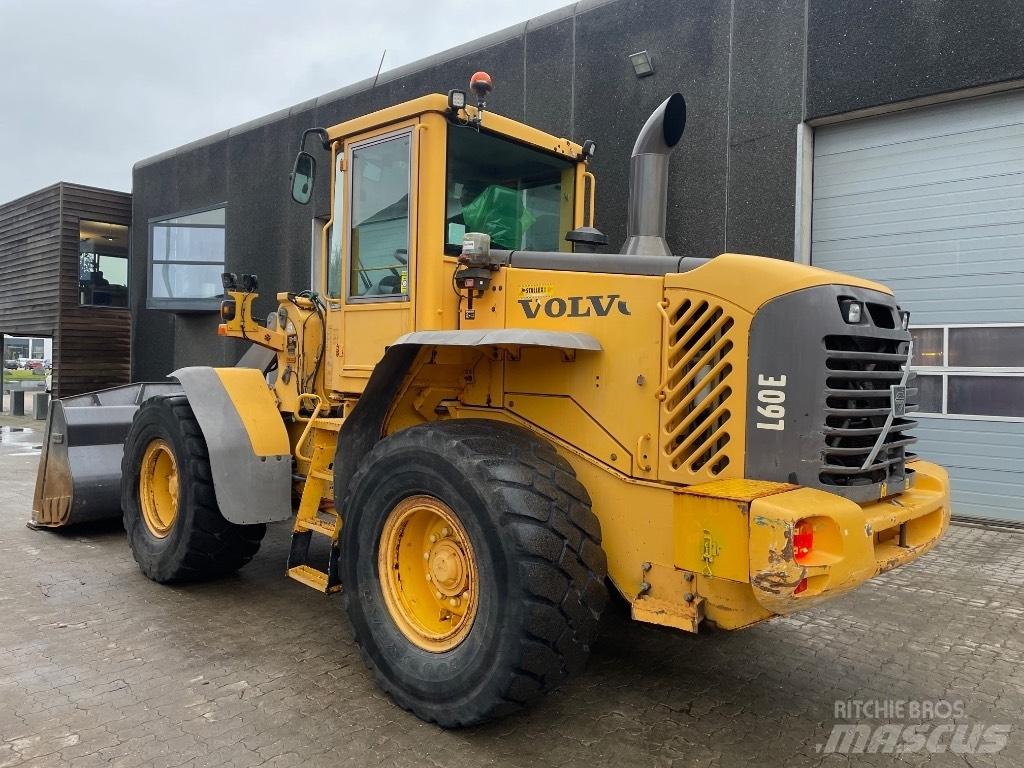 Volvo L60E Iekrāvēji uz riteņiem