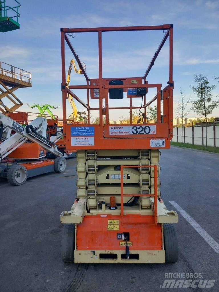 JLG 10 RS Šķerveida pacēlāji