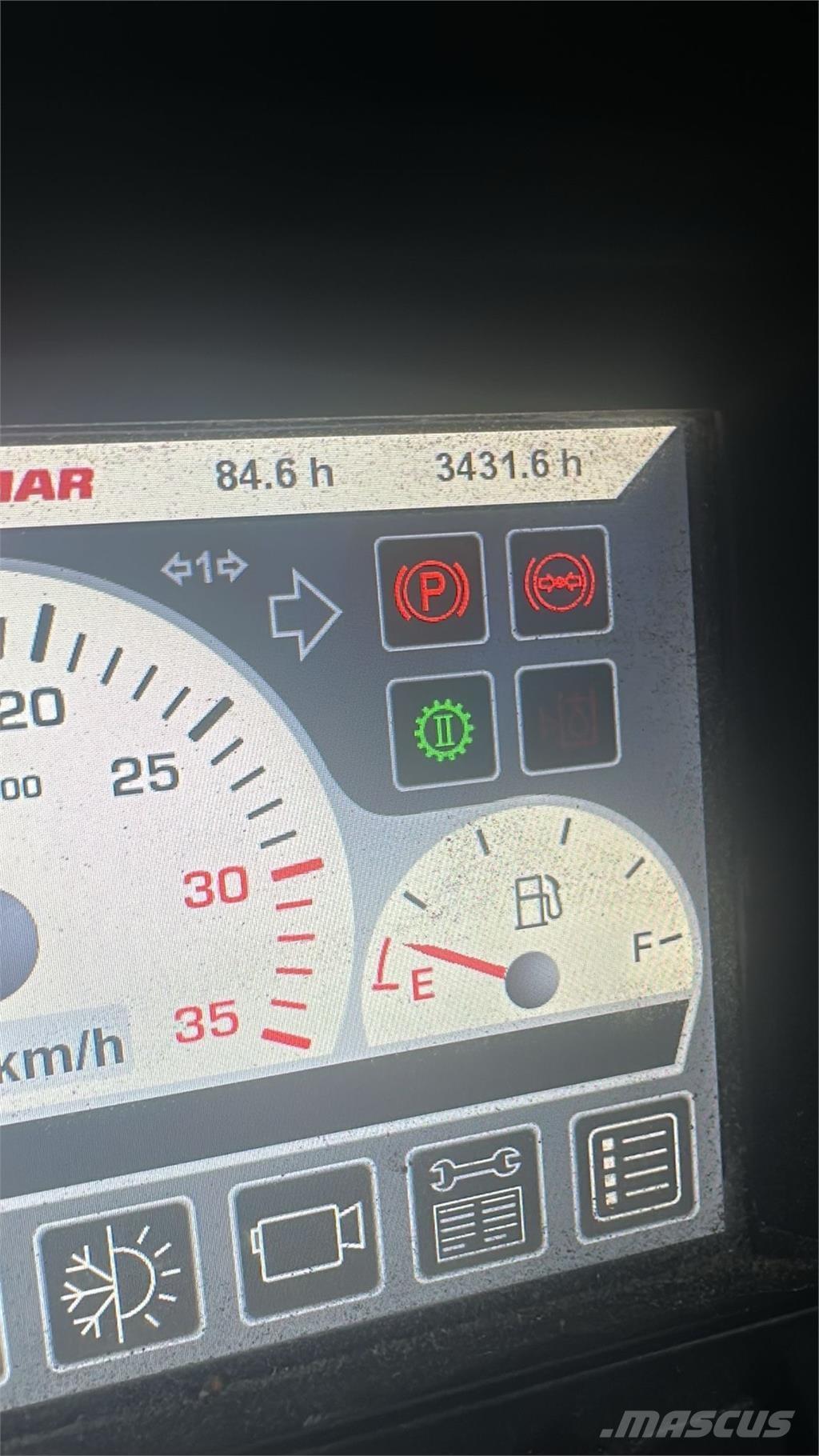 Yanmar B75W Ekskavatori uz riteņiem