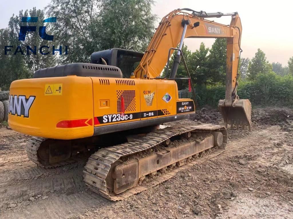 Sany SY 235 H Vidēja lieluma ekskavatori 7 t - 12 t