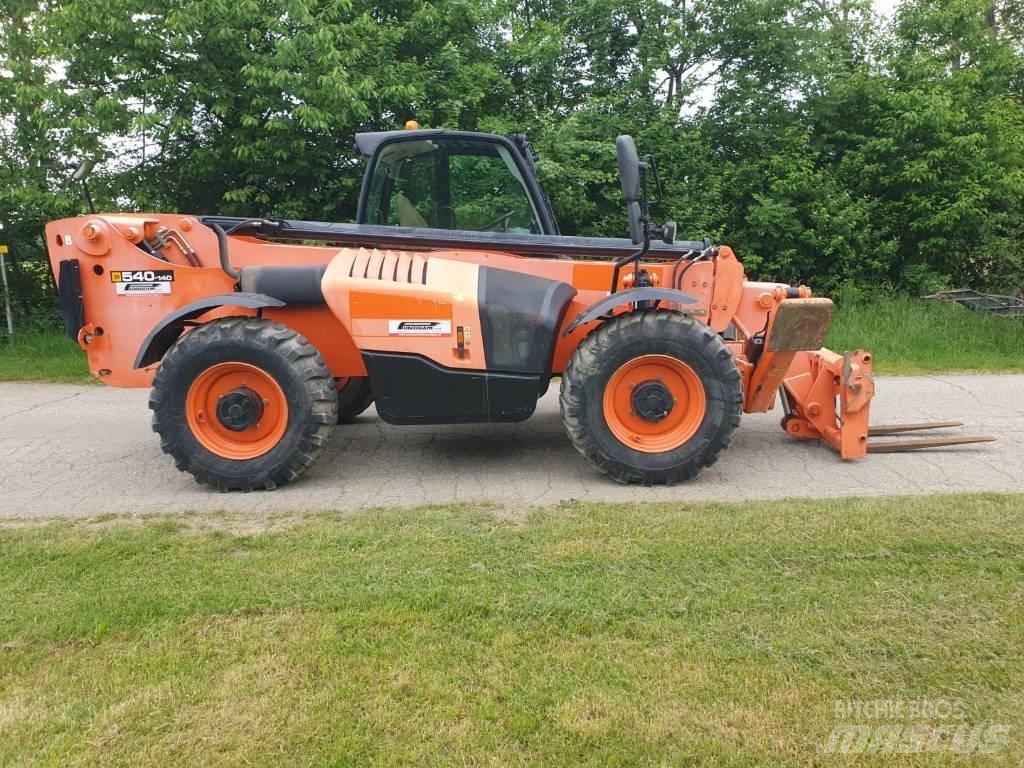 JCB 540-140 Teleskopiskie manipulatori