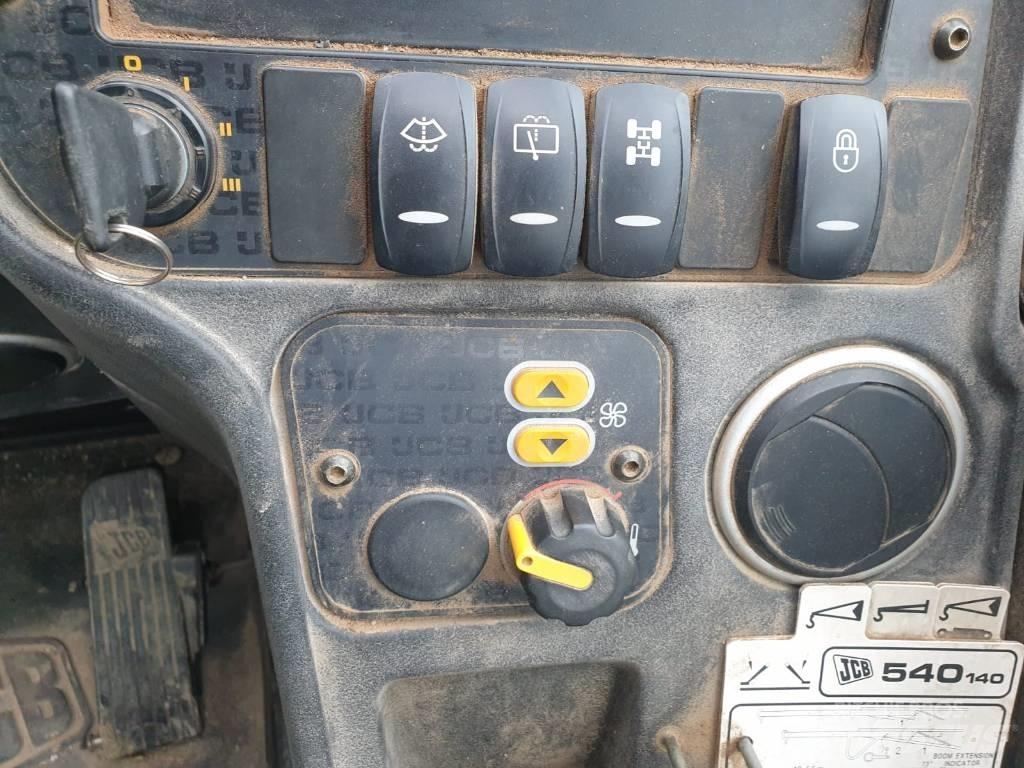 JCB 540-140 Teleskopiskie manipulatori