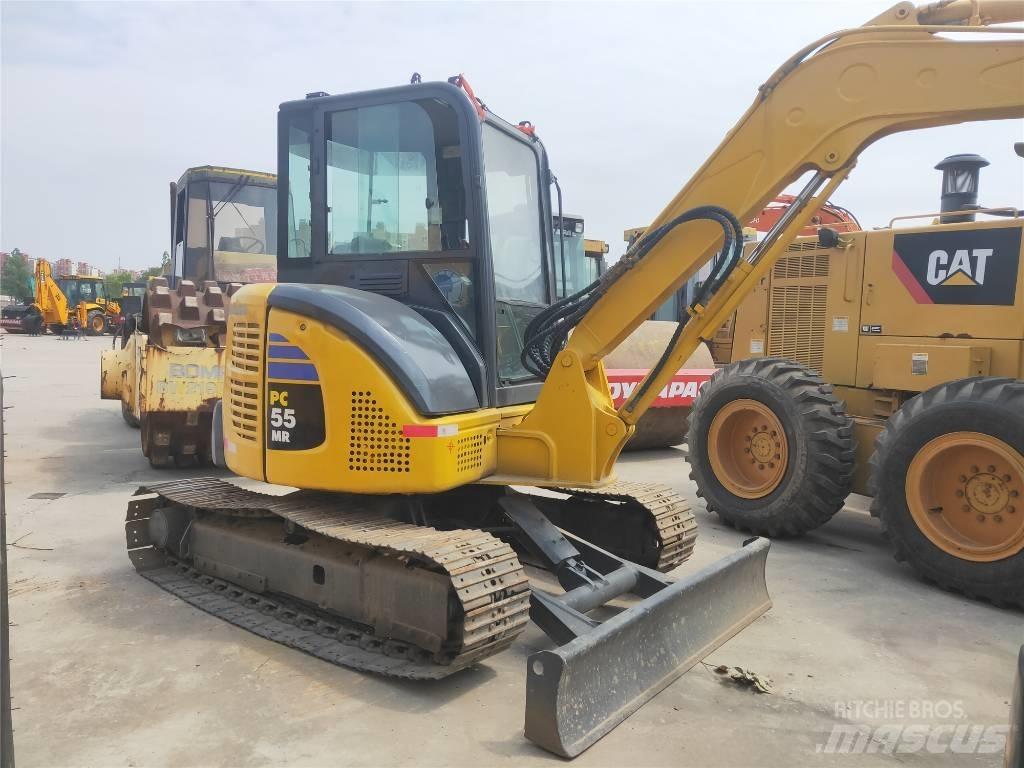 Komatsu PC56-7 Kāpurķēžu ekskavatori
