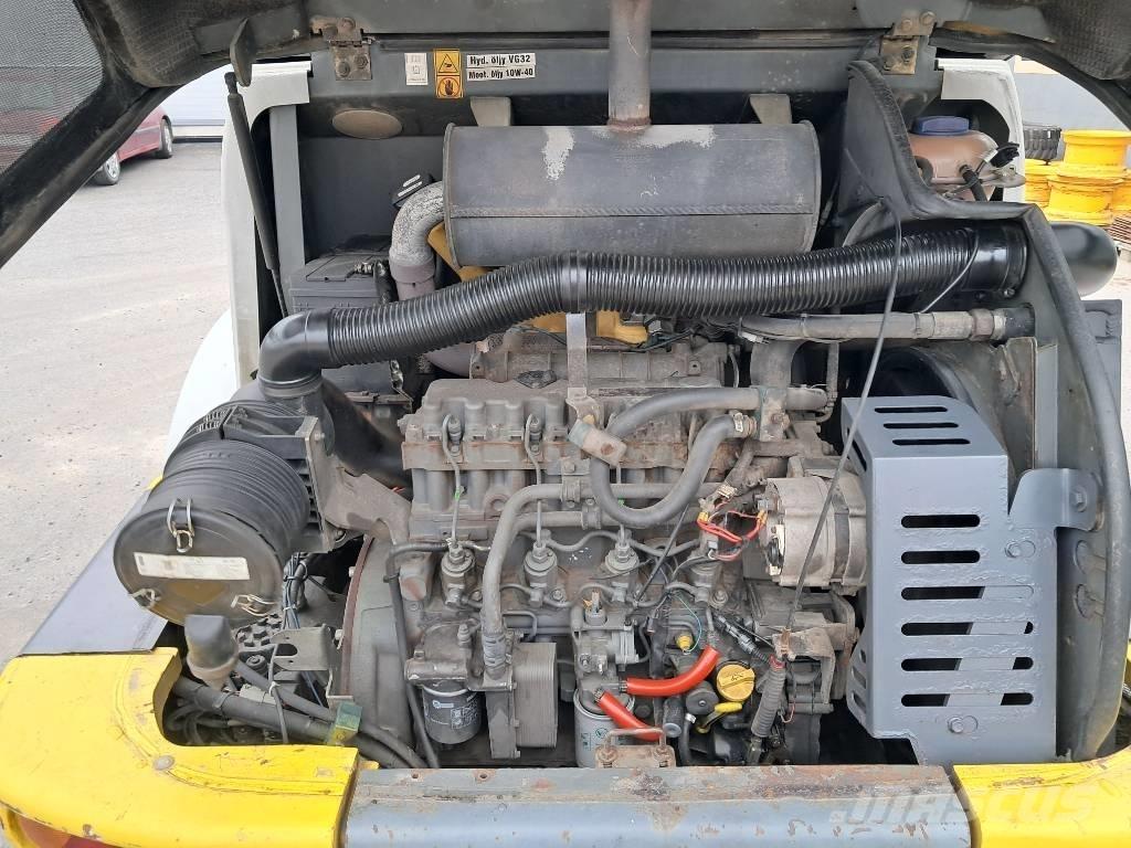 Kramer-allrad 480 Iekrāvēji uz riteņiem
