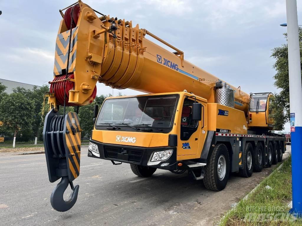 XCMG XCA200 Visurgājēji celtņi