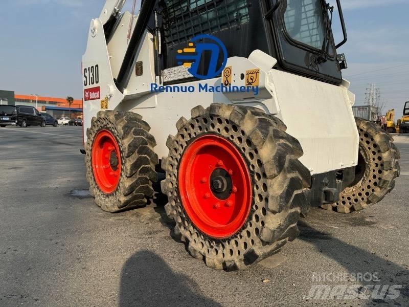 Bobcat S 130 Lietoti riteņu kompaktiekrāvēji