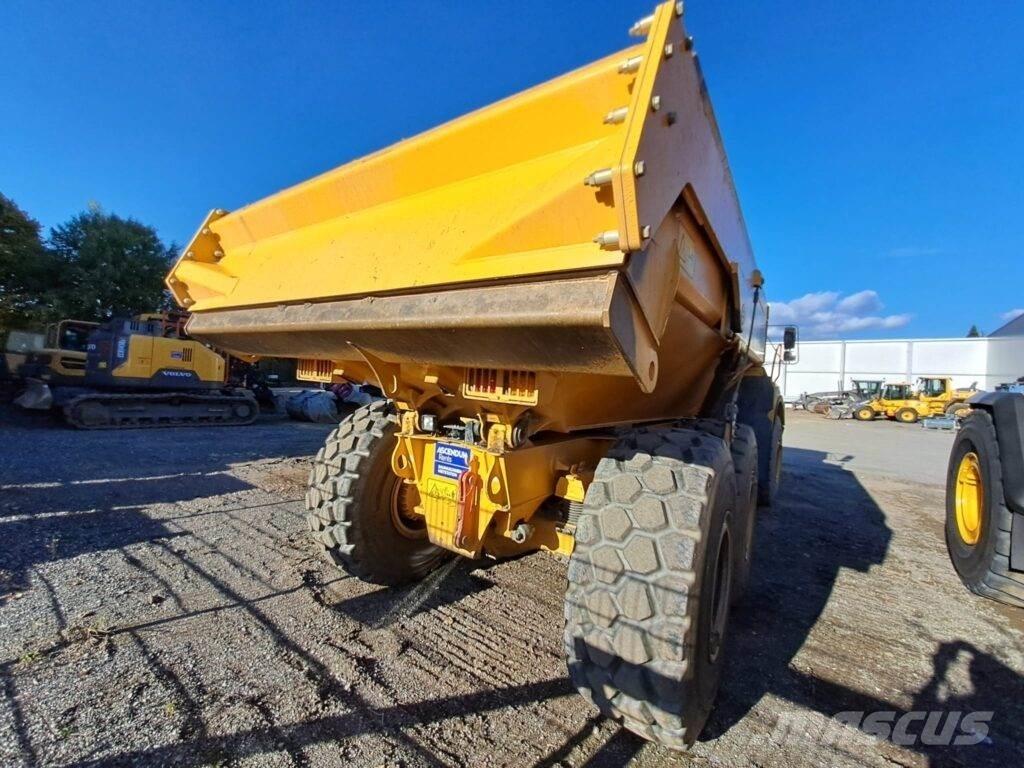 Volvo A25G Artikulētie pašizgāzēji