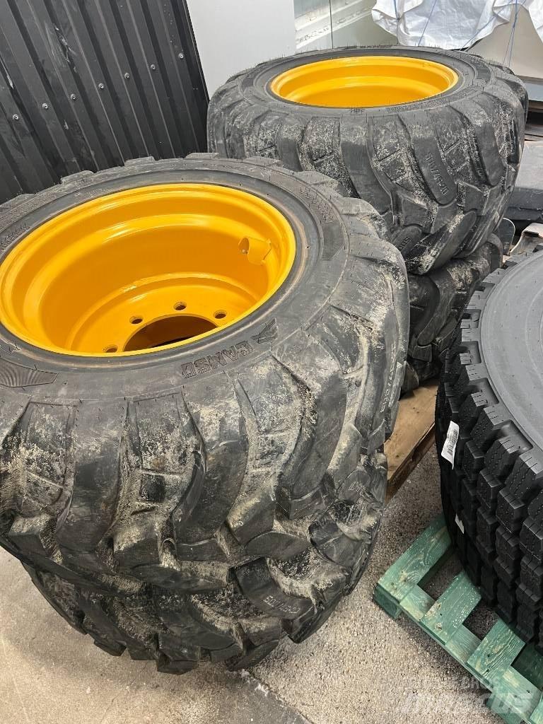  Twinhjul 500/45-20 Riepas, riteņi un diski